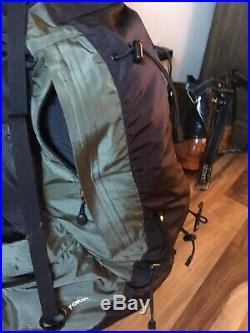 Mountain Hardwear Foray 65l internal frame backpack, NWOT