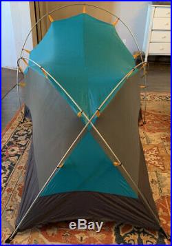 NORTH FACE 2 Person Backpacking Tent-Excellent Condition w Rainfly