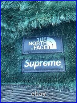 Supreme × THE NORTH FACE Backpack Forest Green Faux Fur