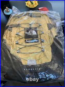 Supreme The North Face Metallic Borealis Backpack Gold Brand New