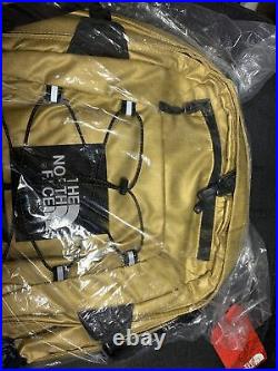 Supreme The North Face Metallic Borealis Backpack Gold Brand New