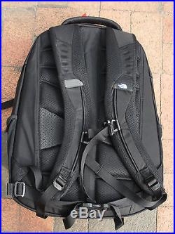 The North Face Recon Laptop Backpack- Dayback Backpack- Clg4- Black-new