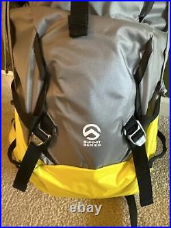 The North Face Advanced Mountain Kit Summit Series Phantom 50L SKI Backpack S/M