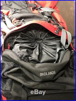 The North Face Badlands Internal Frame Backpack Red Hiking Camping Mens M-M
