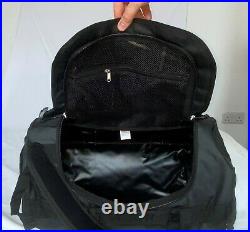 The North Face Base Camp Duffel Black Small 50l Old Style