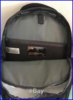 The North Face Classic Borealis Backpack 15'' Laptop School Bag Black/Camo Green