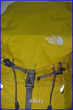 The North Face Men's Casimir 27 Pack New Backpack Men
