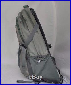 The North Face Men's Recon Backpack Moonmist Grey Duck Green NEW