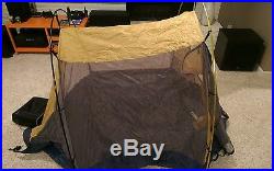 The North Face Rainier 2 Person Backpacking Tent Hiking used camping