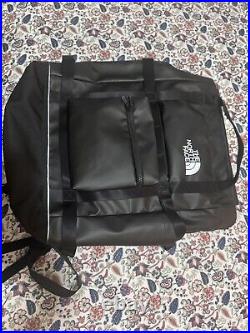 The North Face TNF Commuter Pack Unisex Backpack Book Bag Pack NWT Hiking Trail