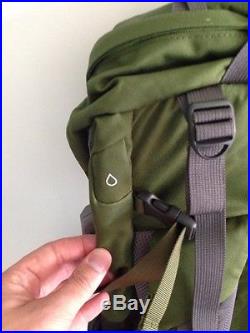 The North Face Terra 50 Pack Backpack Hiking L/XL Scallion Green Tree Frog