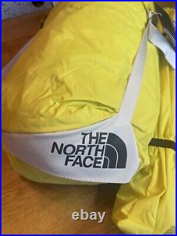 The North Face Triarch 2.0 2-person Tent Backpacking/Camping Gravel/Acid $450