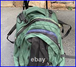 Vtg! 90's THE NORTH FACE 2 in 1 Green/Black XL BACKPACK with Small Removable Bag