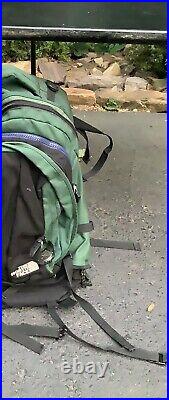 Vtg! 90's THE NORTH FACE 2 in 1 Green/Black XL BACKPACK with Small Removable Bag